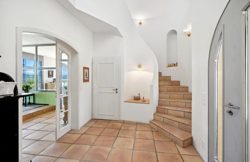 7.5-room terraced house with pool and lake view in Bellerive for sale (9)