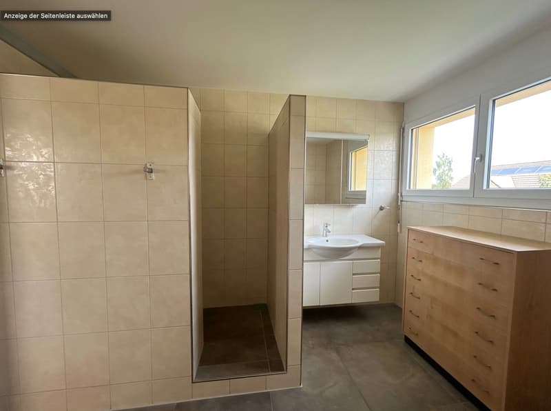 Attractive and characterful 8-room single-family house in Kriegstetten (8)
