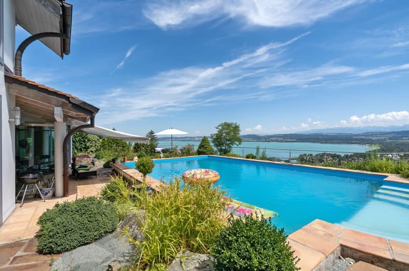11-room villa with pool and panoramic lake view in Bellerive for sale (2)