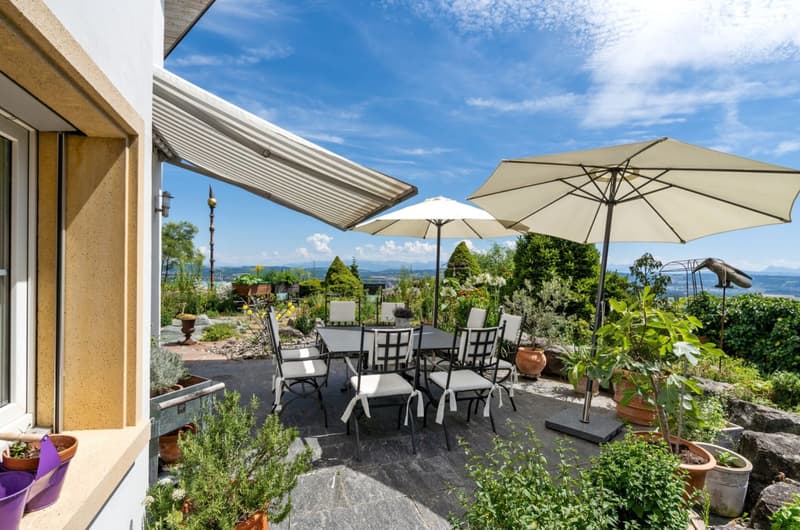 11-room villa with pool and panoramic lake view in Bellerive for sale (4)