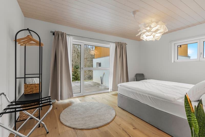 Exclusive solitary property with large surroundings in Goldiwil - sunny & absolutely private (12)