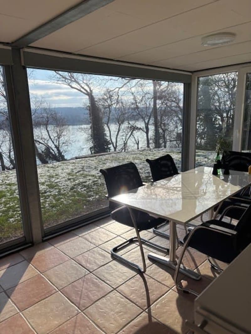 Stylish 7-room villa with lake view in Biel for sale (3)