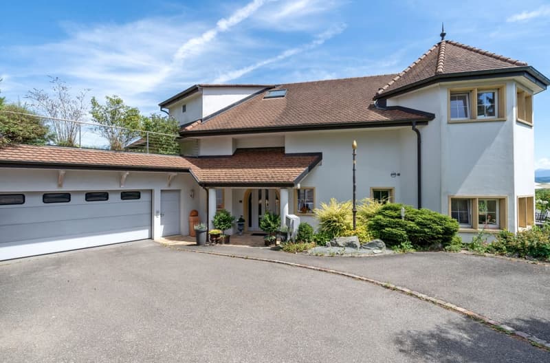 11-Zimmer-Villa mit Pool und Panoramaseesicht in Bellerive kaufen (10)