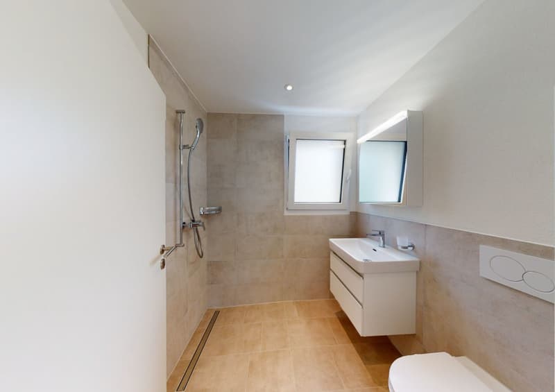 Exclusive 2.5-room attic apartment with 48 m² sun terrace – available for rent from August 1, 2026 (3)