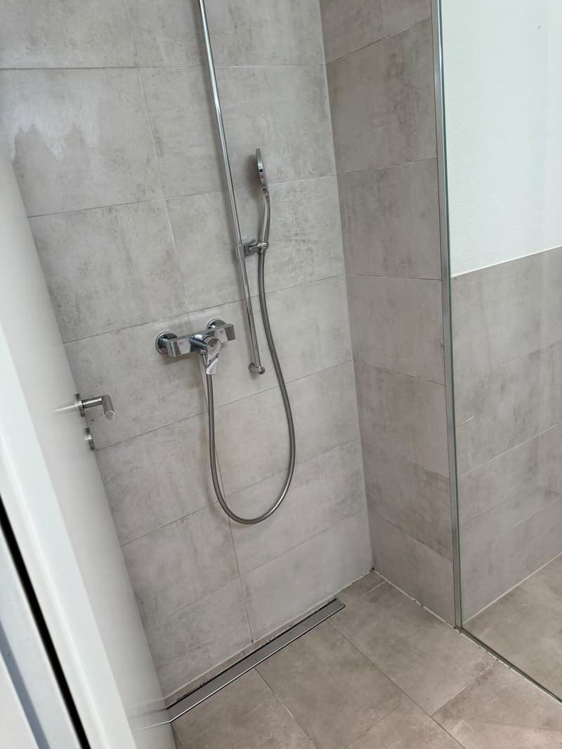 Moderne 1.5-Zimmer-Wohnung mit Balkon in Baden-Dättwil (7)