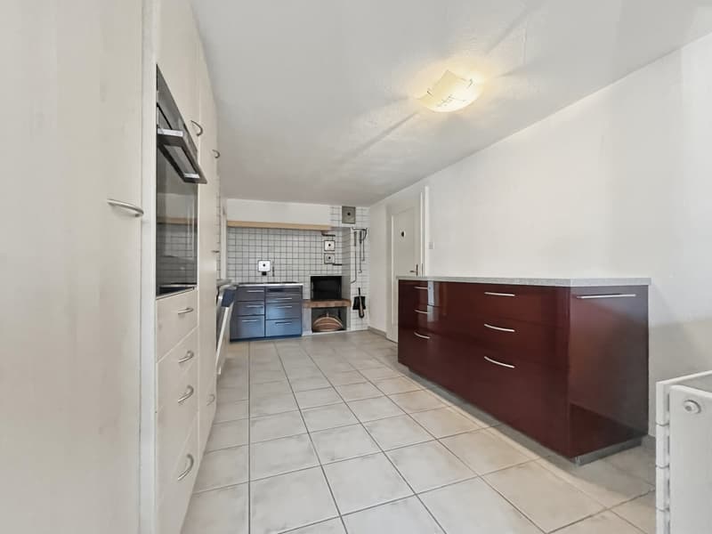 Occasion unique : grande maison unifamiliale avec annexe à Häfelfingen (8)