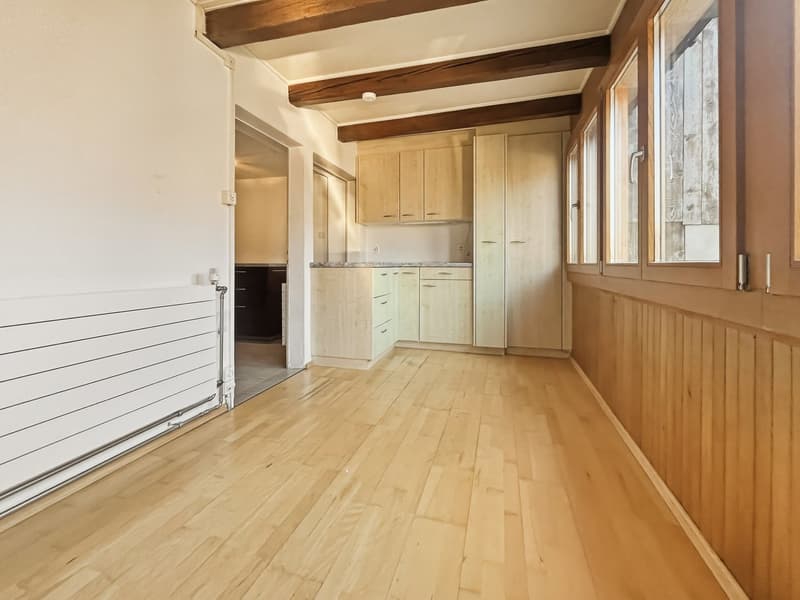 Occasion unique : grande maison unifamiliale avec annexe à Häfelfingen (5)
