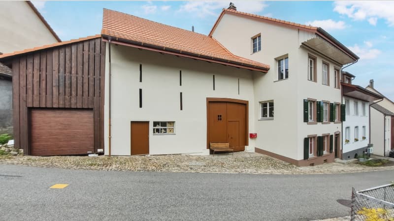 Occasion unique : grande maison unifamiliale avec annexe à Häfelfingen (2)