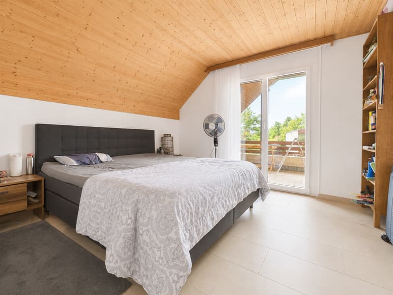 Freistehendes 6.5-Zimmer-Einfamilienhaus in Oberwil BL mit grossem Garten (3)