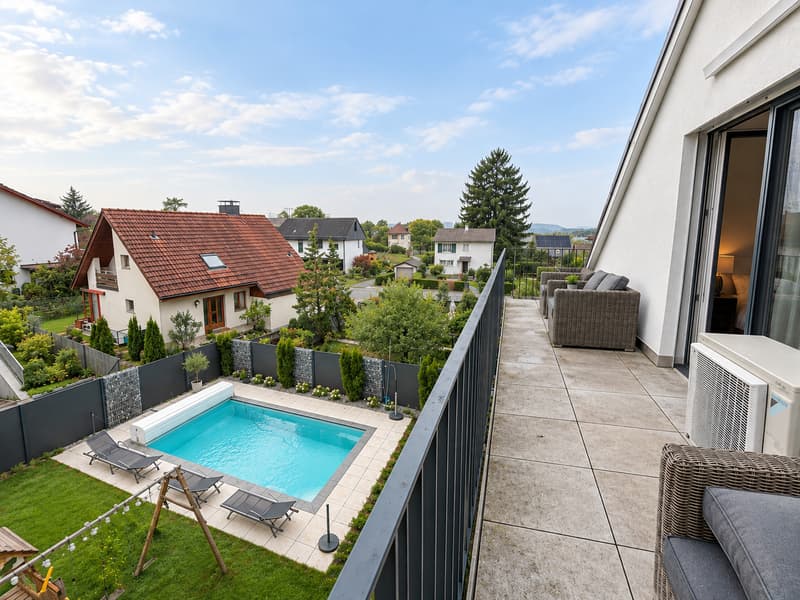 Ihr freistehendes Haus mit Pool: Schule und Kindergarten zu Fuss (1)