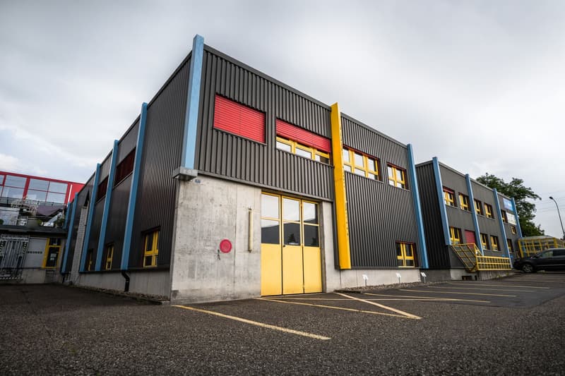 Spazio di stoccaggio centrale nella zona industriale di Burgdorf (2)