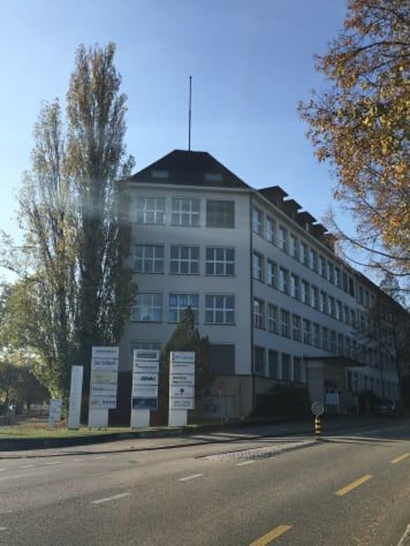 Spazio di magazzino a Soletta a condizioni attraenti (1)