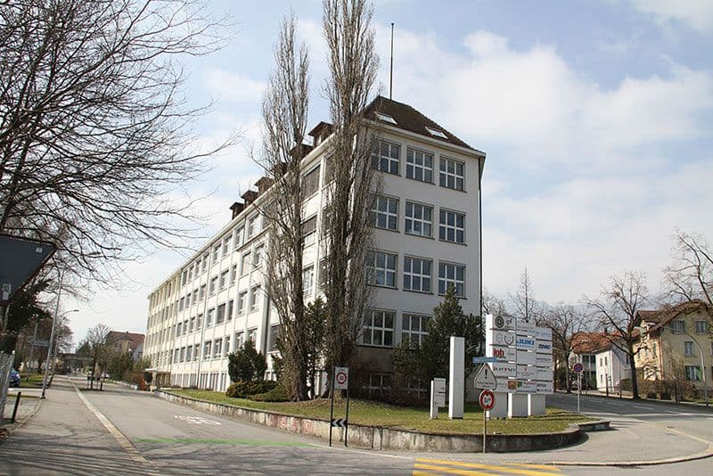 Spazio commerciale/magazzino in affitto a Solothurn (2)