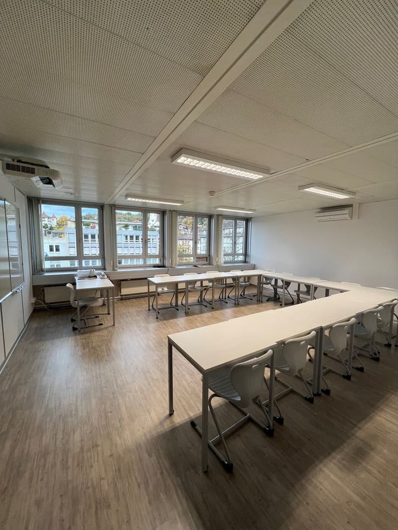 Espace de bureau et commercial au cœur de Thun (8)