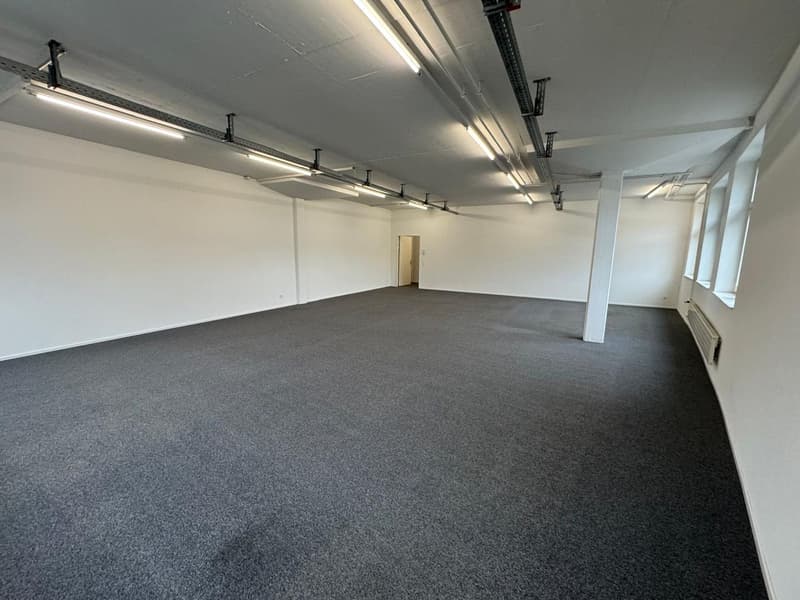 Commercial space for rent in Dierikon at a frequented location (3)