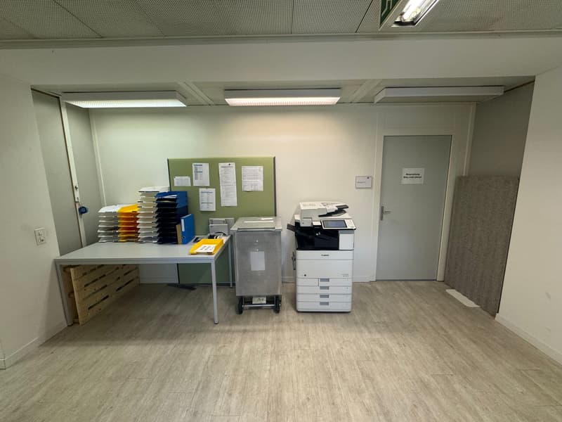 Espace de bureau et commercial central avec vue sur l'Aare (3)
