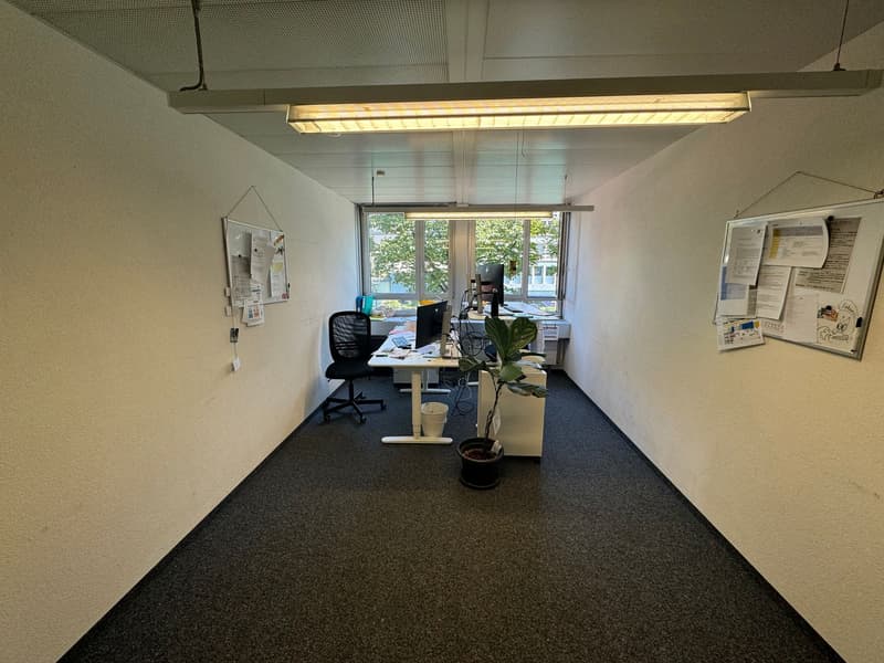 Espace de bureau et commercial central avec vue sur l'Aare (11)
