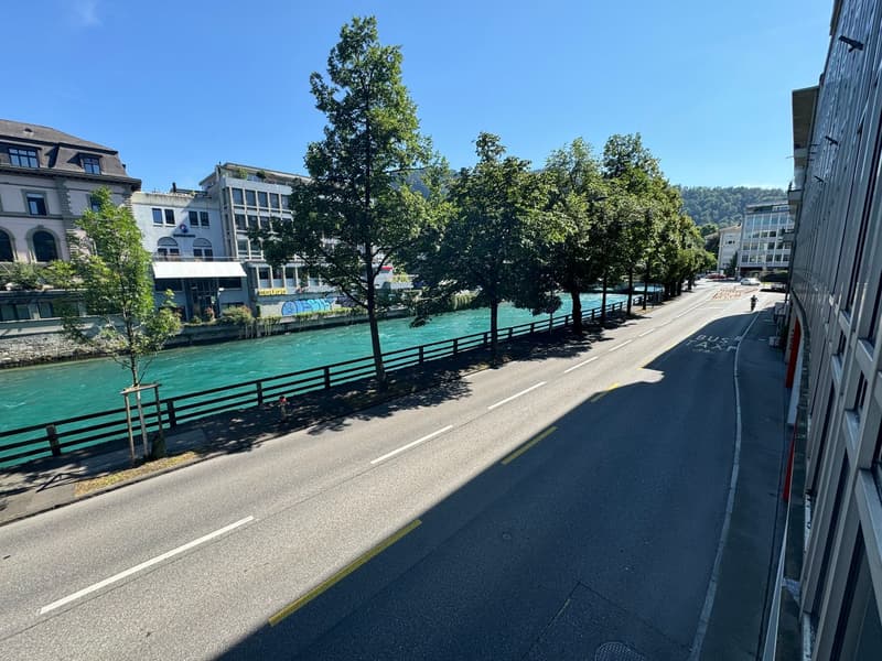 Espace de bureau et commercial central avec vue sur l'Aare (23)