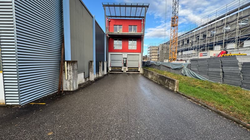 Ampio spazio di stoccaggio in affitto a Burgdorf (12)