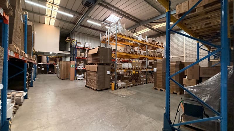 Spazio di stoccaggio centrale in affitto nella zona industriale di Burgdorf (11)