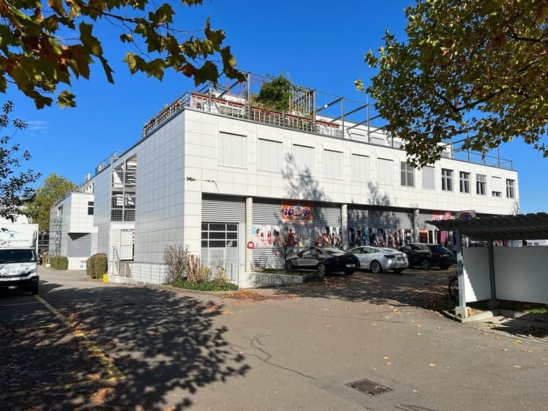 Spacious commercial space in a frequented location in the canton of Lucerne (2)