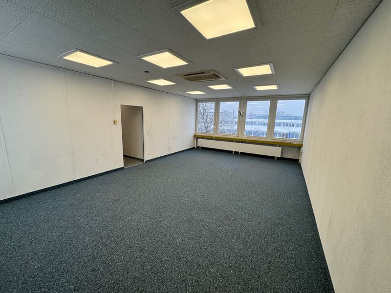 Espace de bureau et commercial spacieux à louer à Weinfelden (4)