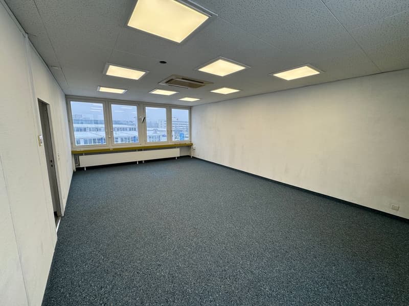 Espace de bureau et commercial spacieux à louer à Weinfelden (3)