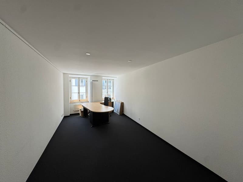Office space for rent in the heart of Altdorf (5)