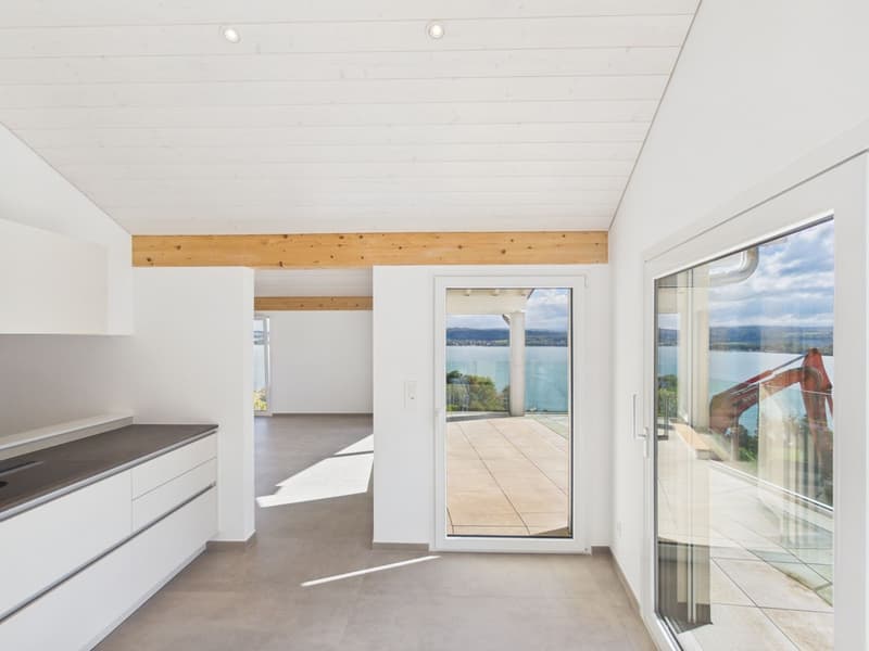 Villa neuve de 7,5 pièces avec vue panoramique sur le lac de Morat (6)