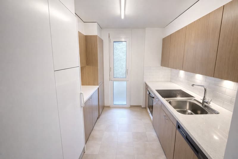 Geräumige 4.5-Zimmer-Wohnung im Herzen von Le Locle (6)