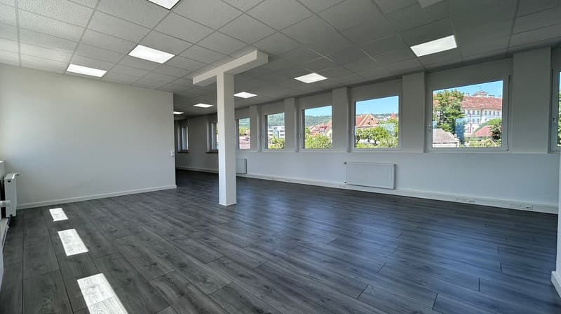 Da scoprire — 2 uffici ristrutturati in affitto a Delémont (3)