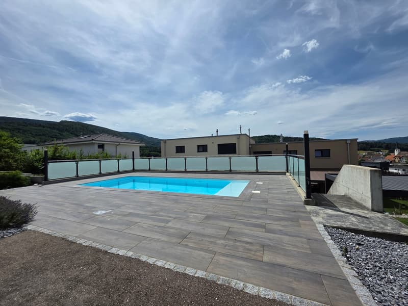 Splendid individual villa with 7.5 rooms, wellness area and pool (31)