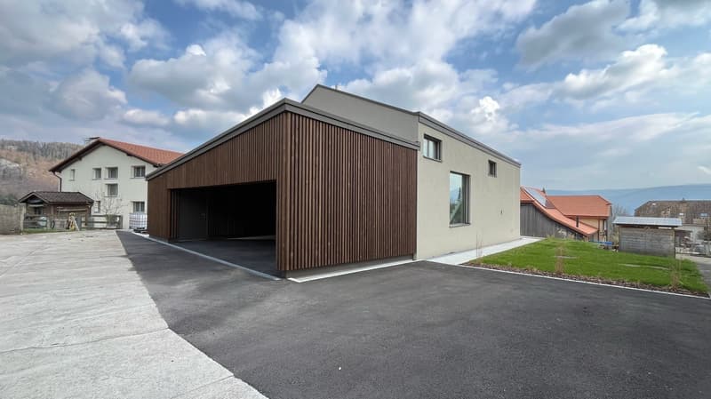 Villa d'exception avec vue imprenable au coeur de Montavon (13)