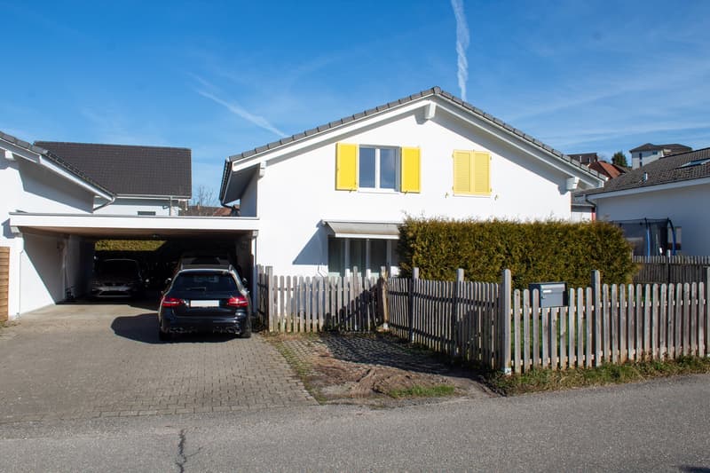Arrive and feel at home: Family house with garden idyll (7)
