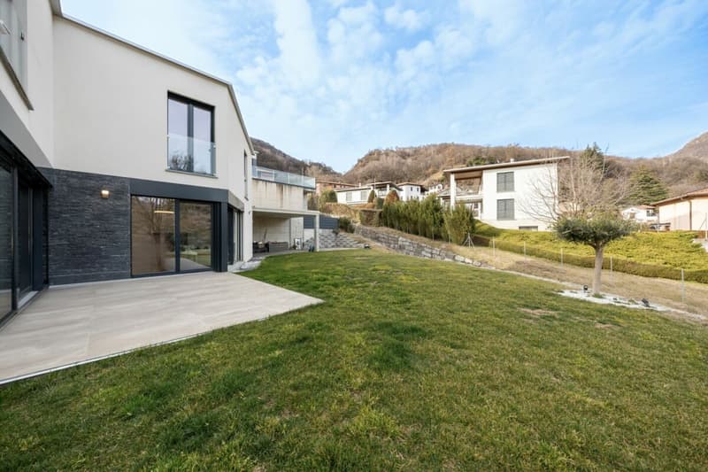 Modern single-family house with 6 rooms (11)