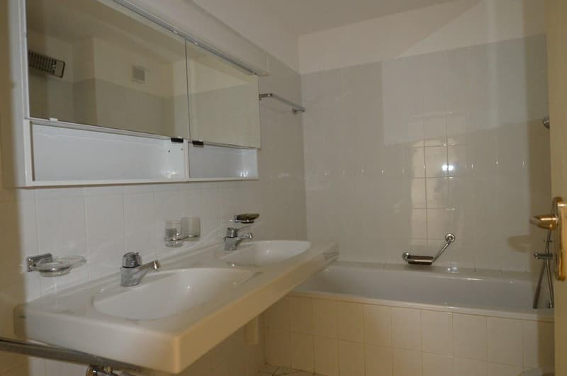 Appartement 3.5 pièces avec jardin à Pambio-Noranco (13)