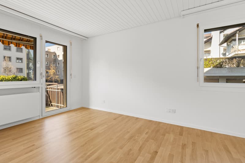 Raum mit Verbindung Balkon