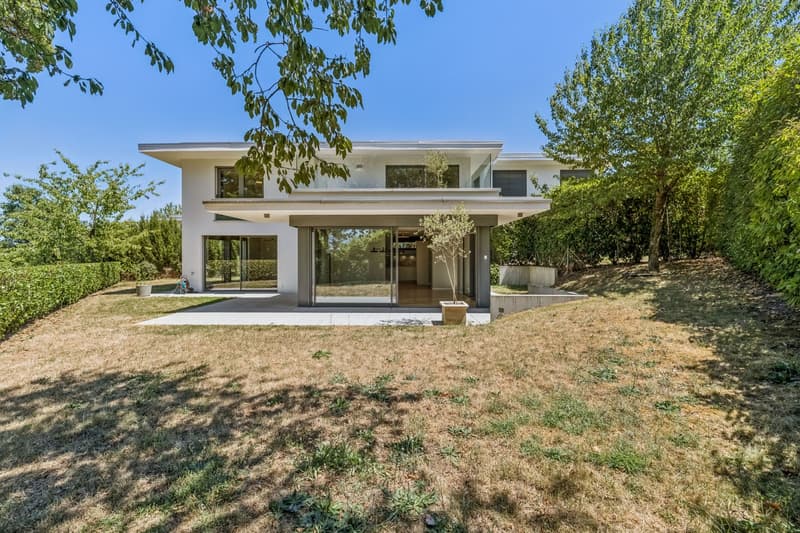 Anières | Elegante villa contemporanea con dotazioni eccezionali (3)