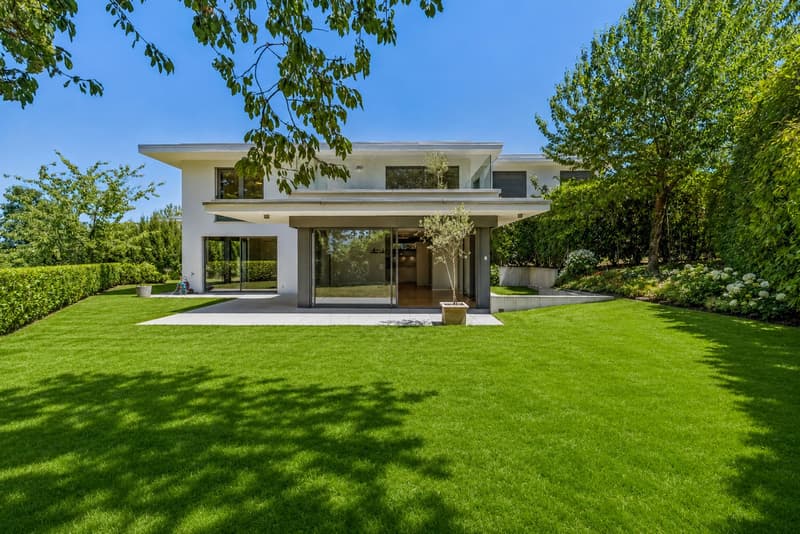 Anières | Elegante villa contemporanea con dotazioni eccezionali (1)