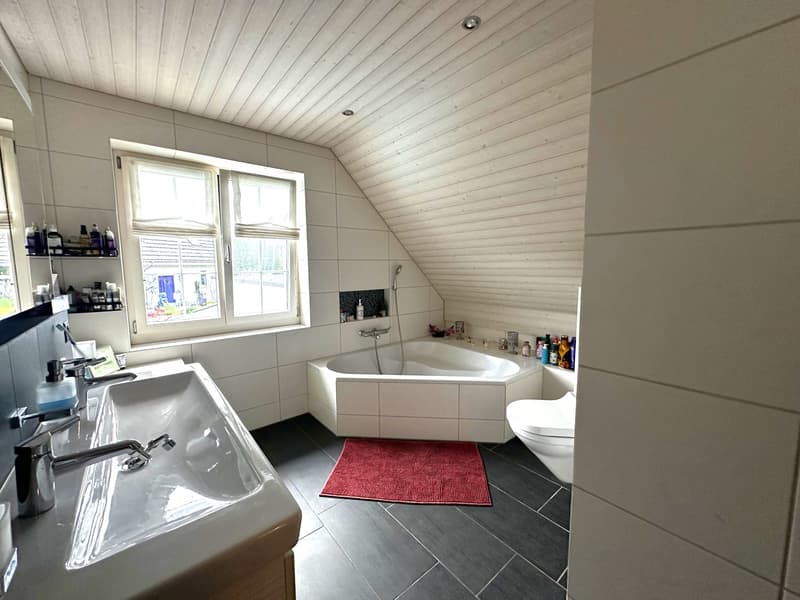 Charming 5.5-room single-family house in Iberg Winterthur (9)