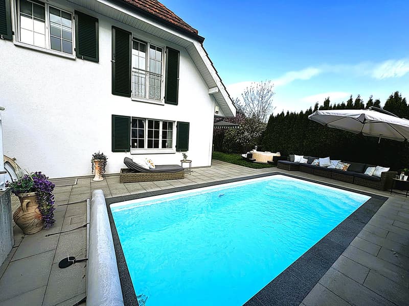 Charming 5.5-room single-family house in Iberg Winterthur (3)