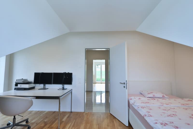 Maison mitoyenne moderne de 6,5 pièces avec jardin de 146 m2 à Waltenschwil (12)