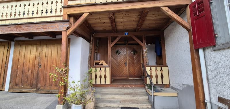 Casa idillica con fienile e molto potenziale (17)
