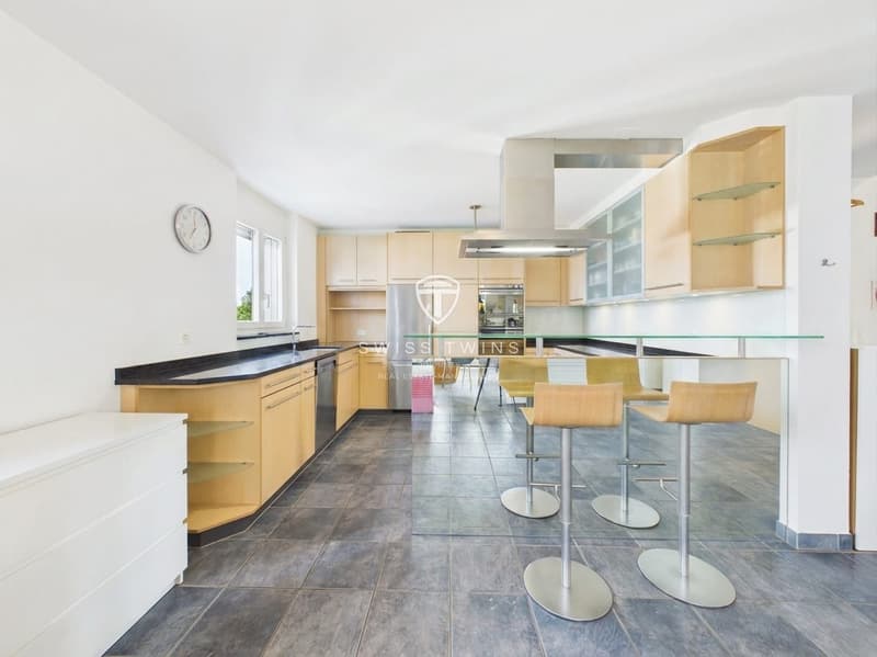 Bright 5.5-room row house with gallery feeling in Ottikon near Kemptthal (8)