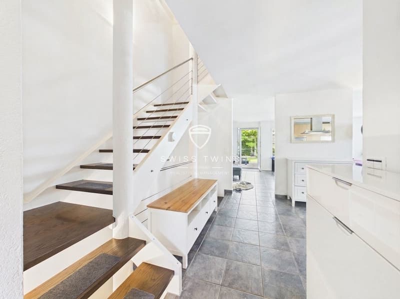 Bright 5.5-room row house with gallery feeling in Ottikon near Kemptthal (7)