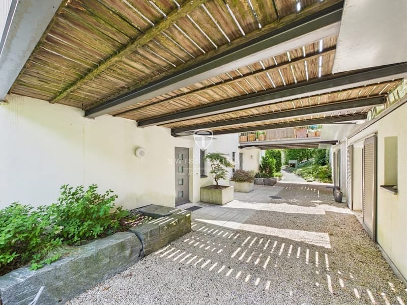 Maison mitoyenne de 5,5 pièces avec vue lointaine et terrasse à Horgen (2)
