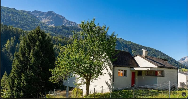 6-Zimmer-Einfamilienhaus mit Bergsicht in Airolo kaufen (1)