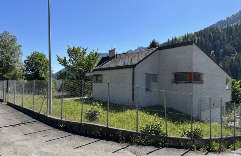 6-Zimmer-Einfamilienhaus mit Bergsicht in Airolo kaufen (2)