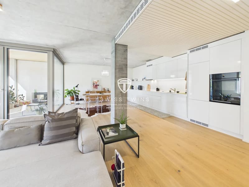 Moderne 2.5-Zimmer-Wohnung mit 98 m², Loggia & Dachlounge in Zürich Oerlikon (7)