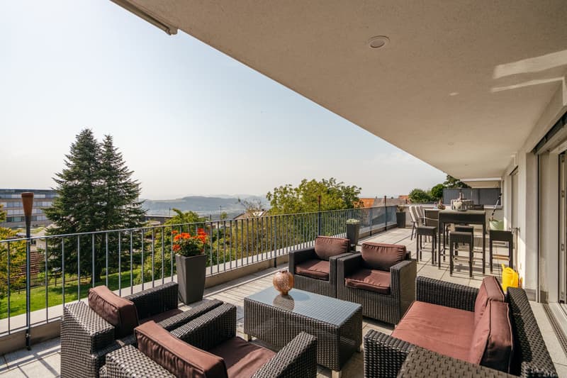 Space, Light, Panoramic View: Living at the Highest Level (6)